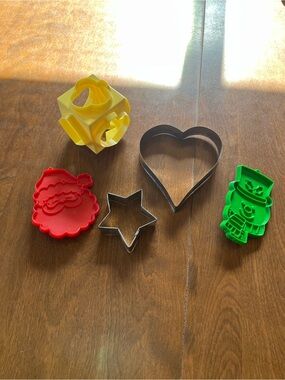 Assorted Holiday Cookie Cutters Set - Red, Green, Yellow, Silver